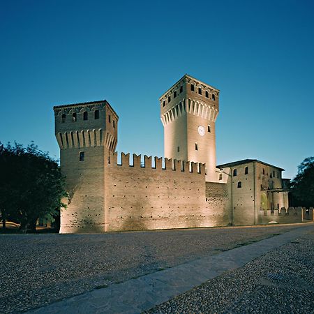 Izz1 Apartments - Motor&Food Valley - Posto Auto Privato Formigine Buitenkant foto