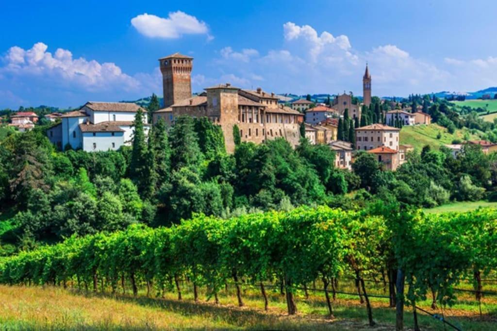 Izz1 Apartments - Motor&Food Valley - Posto Auto Privato Formigine Buitenkant foto